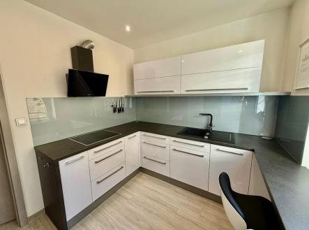 Pronájem bytu, 2+1, 68 m²