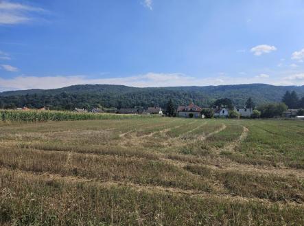 Prodej pozemku pro bydlení, 6 873 m²