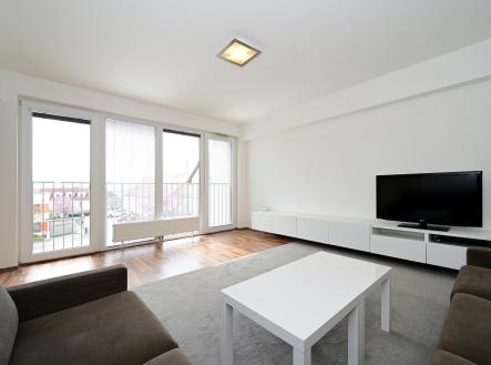 Pronájem bytu, 3+kk, 77 m²