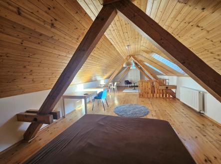 Pronájem bytu, 2+kk, 75 m²