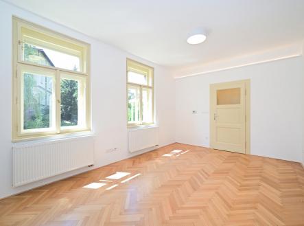 Pronájem bytu, 1+kk, 30 m²