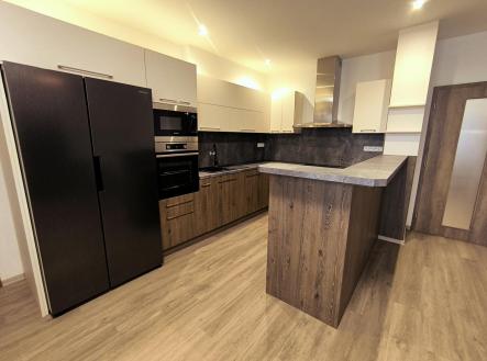 Pronájem bytu, 3+kk, 96 m²