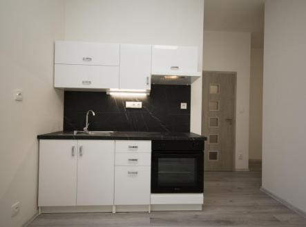 Pronájem bytu, 1+kk, 35 m²