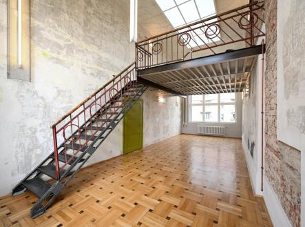 Pronájem kanceláře, 79 m²