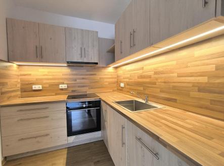 Pronájem bytu, 2+kk, 54 m²