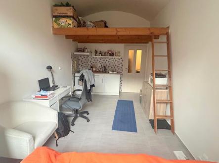 Pronájem bytu, 1+kk, 28 m²