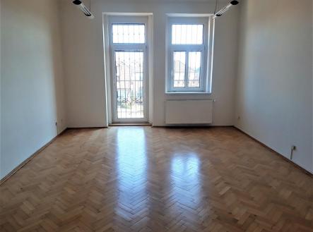 Pronájem kanceláře, 135 m²