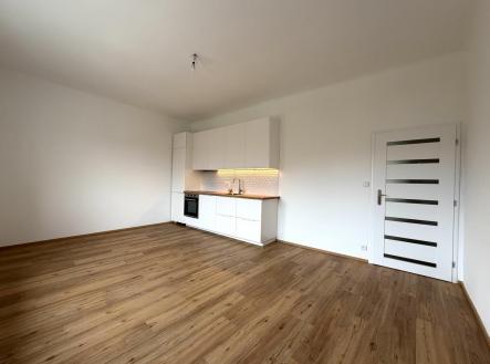 Pronájem bytu, 2+kk, 40 m²