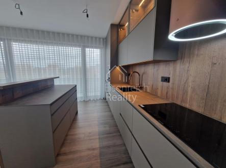 Pronájem bytu, 3+kk, 113 m²