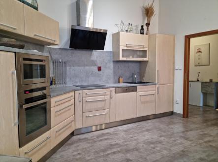 Pronájem bytu, 3+kk, 87 m²