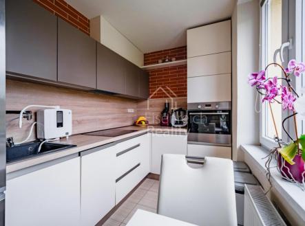 Prodej bytu, 3+1, 72 m²