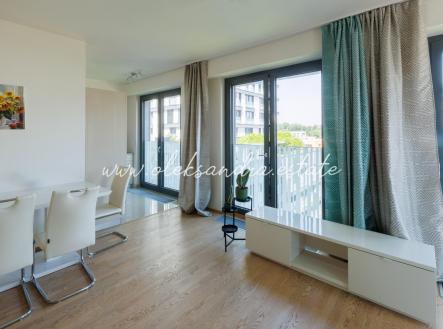 Pronájem bytu, 2+kk, 61 m²