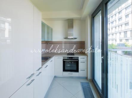 Pronájem bytu, 2+kk, 61 m²