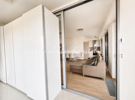 Pronájem bytu, 2+kk, 61 m²