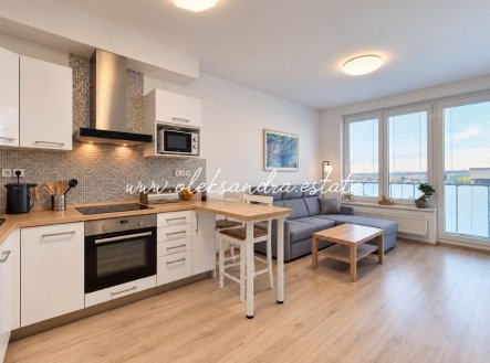 Pronájem bytu, 2+kk, 50 m²