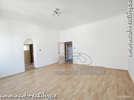 Pronájem bytu, 3+kk, 70 m²