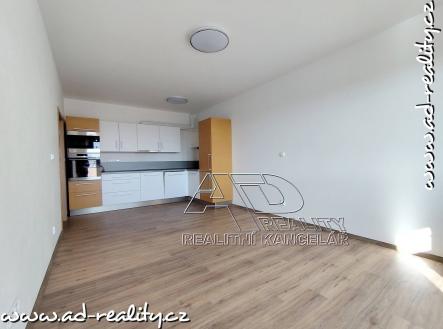 Pronájem bytu, 2+kk, 64 m²