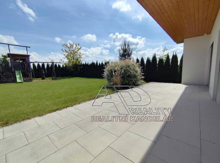 Pronájem - dům/vila, 170 m²