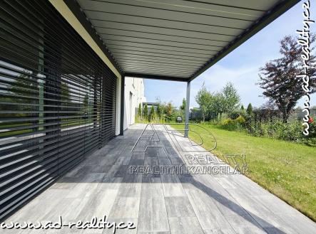 Pronájem - dům/vila, 160 m²