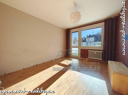 AD-reality, realitní kancelář