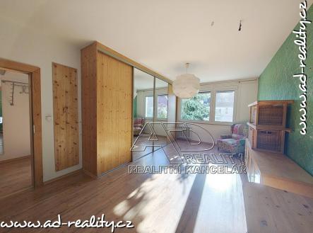 AD-reality, realitní kancelář