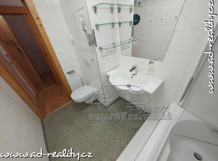 AD-reality, realitní kancelář