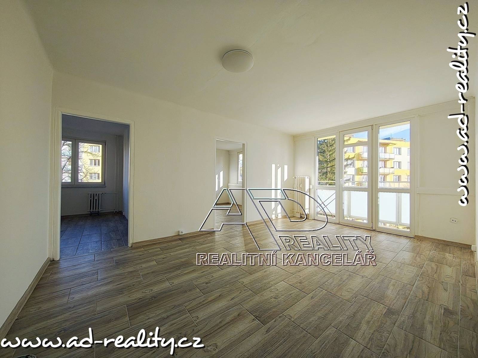 AD-reality, realitní kancelář