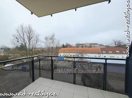 Pronájem bytu, 1+kk, 36 m²