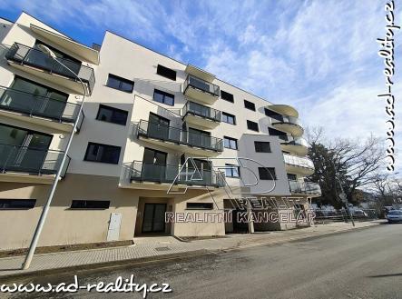 Pronájem bytu, 1+kk, 36 m²