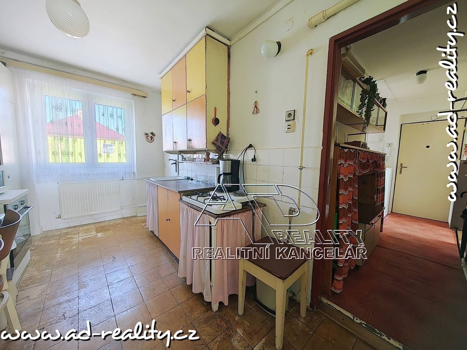 AD-reality, realitní kancelář