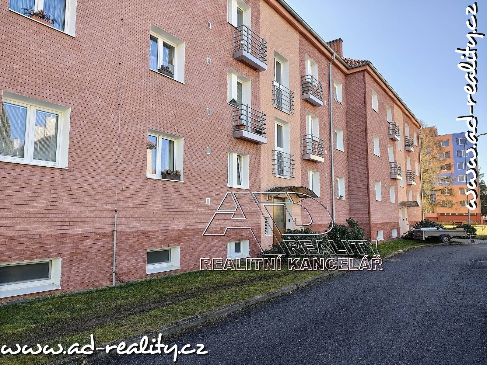 AD-reality, realitní kancelář