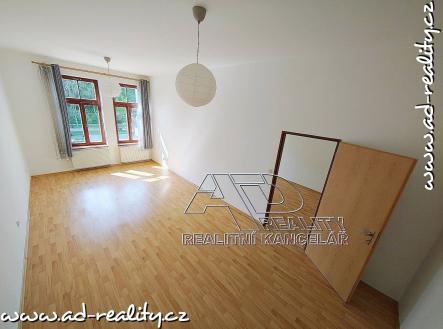 Pronájem bytu, 2+1, 77 m²