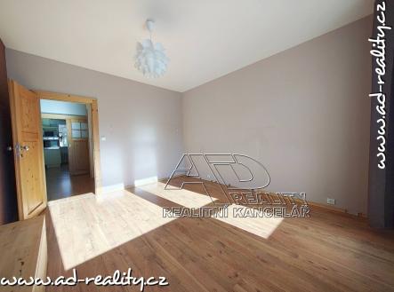 AD-reality, realitní kancelář