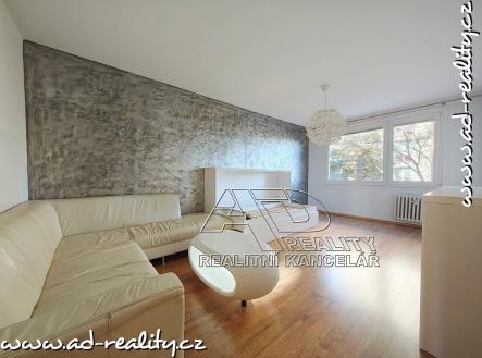 AD-reality, realitní kancelář