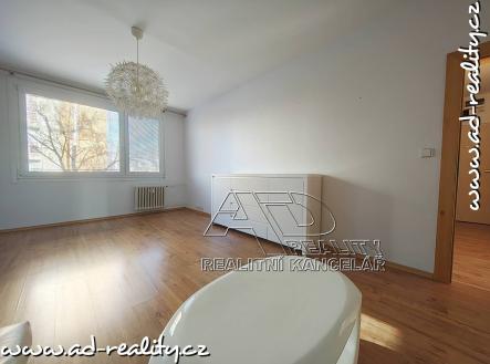 AD-reality, realitní kancelář