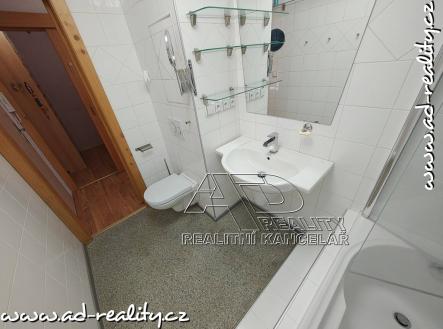 AD-reality, realitní kancelář