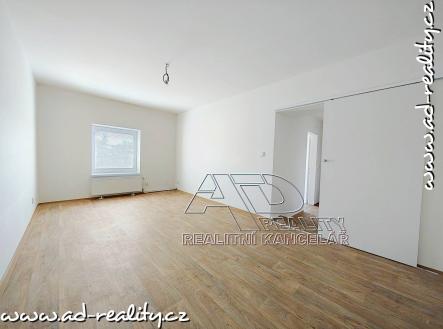Pronájem bytu, 2+kk, 44 m²