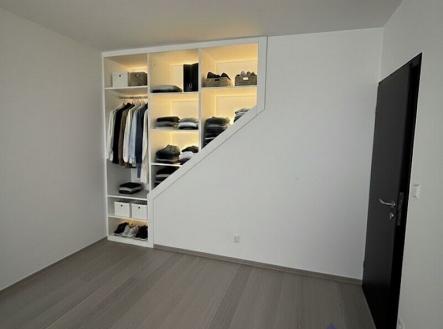 Prodej bytu, 3+kk, 75 m²