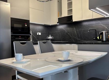 Prodej bytu, 3+kk, 79 m²