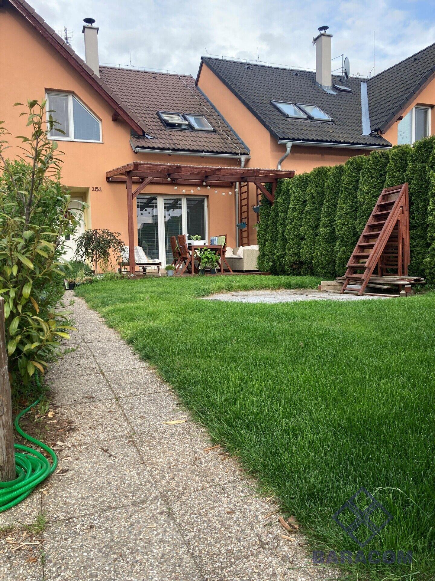 Pronájem rodinného domu 104 m², pozemek 210 m²