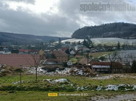 Jedinečný, krásně zrekonstruovaný RD, letiště  30 min. jízdy autem, nádherné Křivoklátské údolí