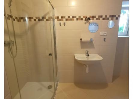 Velmi prostorný byt  k pronájmu 3+1, 80 m2, Černošice, 19 000 Kč plus popl.