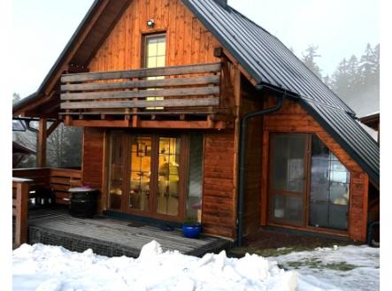 Novostavba na jedinečném místě - polosamota u Hoffmannovy boudy