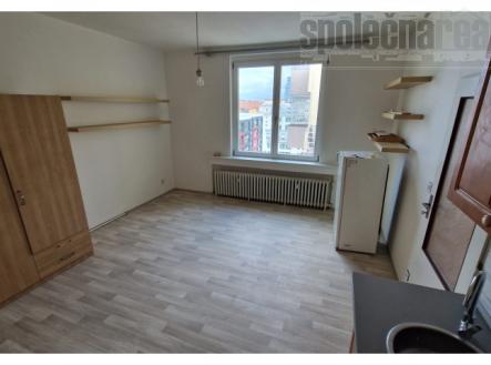 Byt 1kk po kompletní rekonstrukci k pronájmu, Holešovice, 16500 Kč plus poplatky 3500 Kč