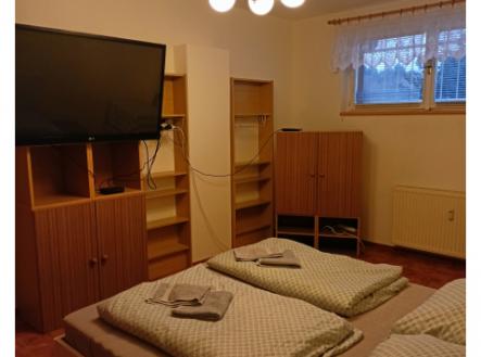 Zdařile dispozičně řešená jednotka 1+1 k prodeji, 37m2, klimatizace, Praha 4