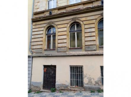 Suterénní jednotky k prodeji, Praha - Žižkov