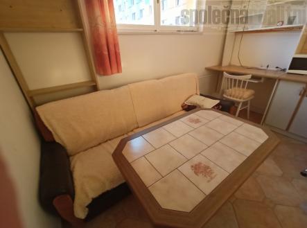 Zdařile dispozičně řešená jednotka 1+1 k prodeji, 37m2, klimatizace, Praha 4