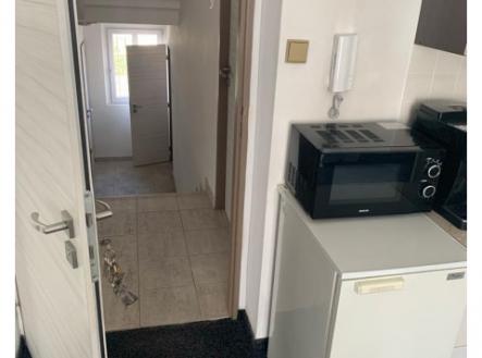 3 prostorné  kanceláře k pronájmu, Chodovecké náměstí