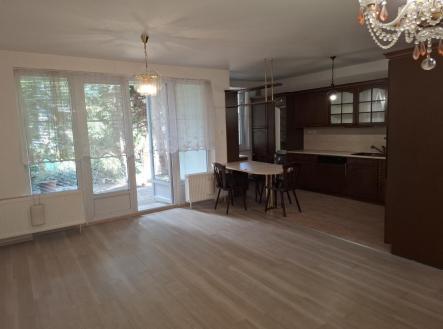 Prodej - dům/vila, 210 m²