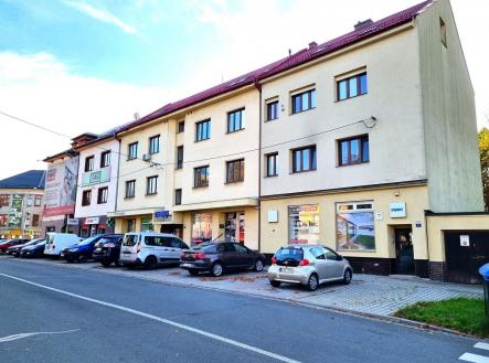 Prodej - nájemní dům, 1 280 m²